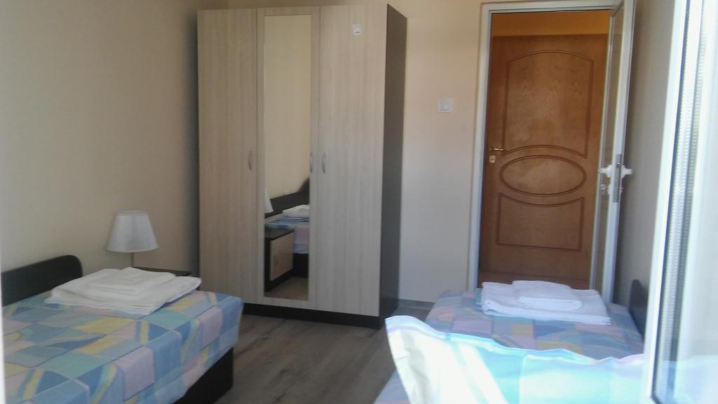 Apartment Izabel Yambol Bagian luar foto
