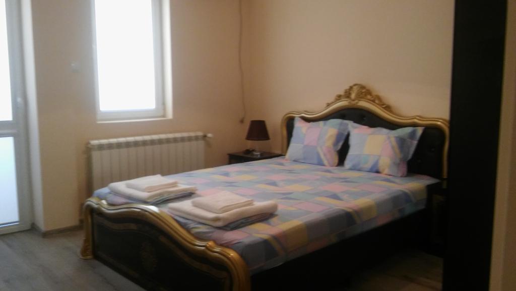 Apartment Izabel Yambol Bagian luar foto